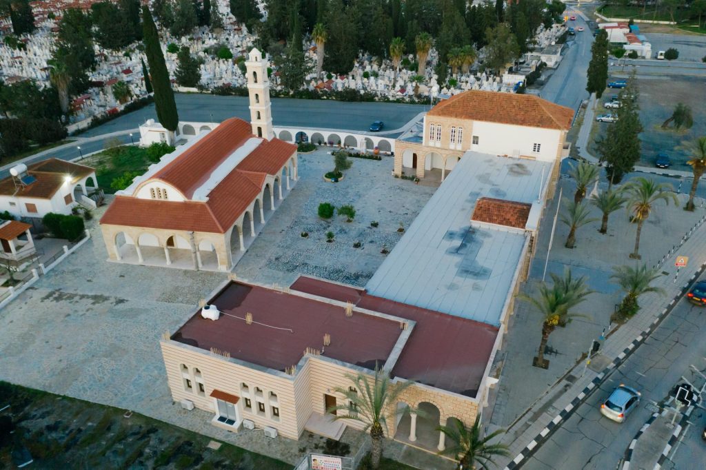 Courtyards & parking lots Cleaning